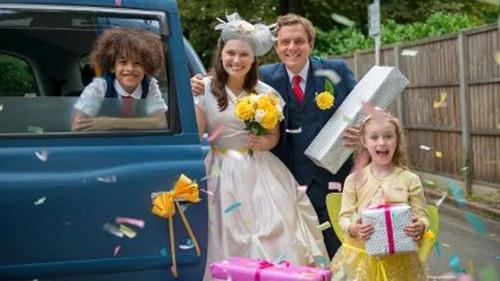 Waffle the Wonder Dog Season 1 Episode 1 - Meeting Waffle