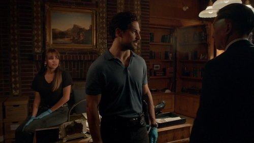 Wild Cards Season 1 Episode 9 - Inside (Con)Man