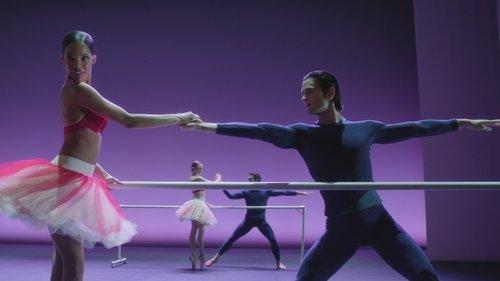 Étoile Season 1 Episode 8 - The Offer