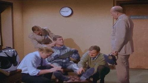 I Dream of Jeannie Season 1 Episode 1 - The Lady in the Bottle