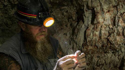 Outback Opal Hunters Season 11 Episode 5 - Dig and Digger