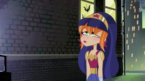 DC Super Hero Girls Season 2 Episode 25 - #NightmareInGotham (1)