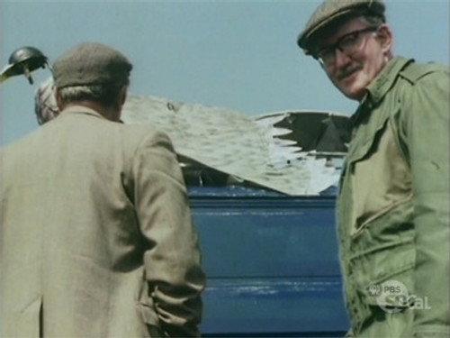 Last of the Summer Wine Season 5 Episode 7 - Here We Go Again Into The Wild Blue Yonder