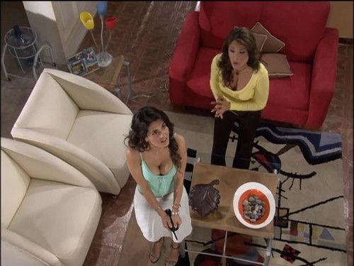 Vecinos Season 1 Episode 16 - Con zapatos de tacón