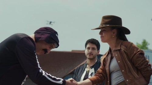 Dinastía Casillas Season 1 Episode 11 - Dron