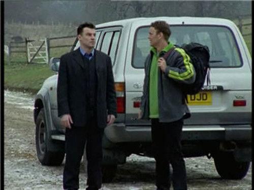 Bugs Season 3 Episode 6 - Fugitive