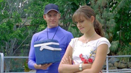 H2O: Just Add Water Season 1 Episode 16 - Lovesick