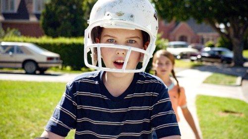 Young Sheldon Season 4 Episode 3 - Training Wheels and an Unleashed Chicken