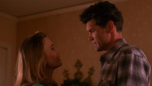 Twin Peaks Season 2 Episode 13 - Checkmate