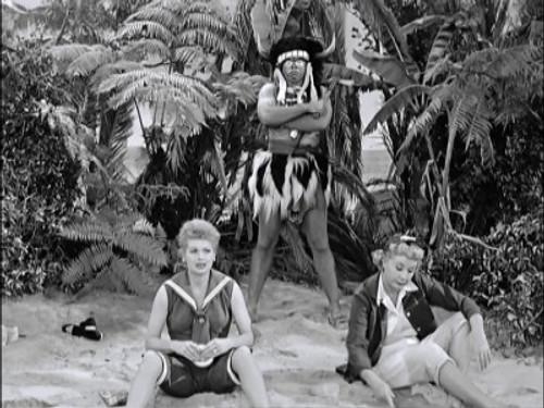 I Love Lucy Season 6 Episode 8 - Desert Island