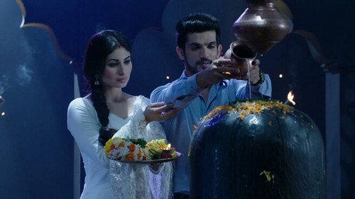 Naagin Season 1 Episode 15 - Will Shivanya Attend The Mahakali Puja?
