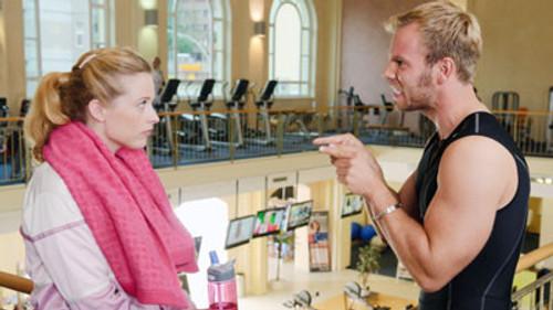 Doctor's Diary Season 3 Episode 6 - Ouch! Fall from the career ladder