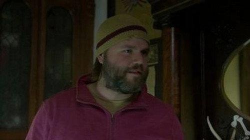 Deadbeat Season 1 Episode 7 - The Calamityville Horror
