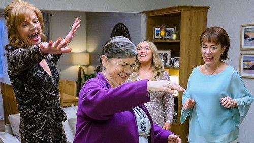 Two Doors Down Season 5 Episode 4 - Girls' Night