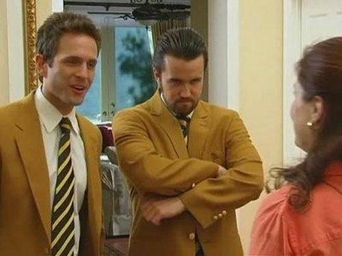 undefined Season 5 Episode 1 - The Gang Exploits the Mortgage Crisis