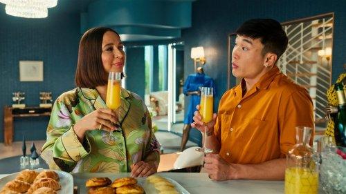 Loot Season 1 Episode 3 - Hot Seat