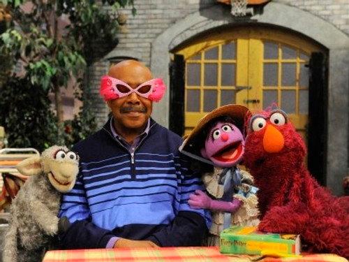 Sesame Street Season 42 Episode 25 - Furry Potter