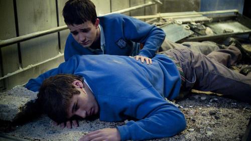 The Boarding School Season 7 Episode 5 - El Centro de la Tierra