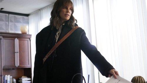 Alaska Daily Season 1 Episode 8 - Tell a Reporter Not to Do Something and Suddenly It's a Party