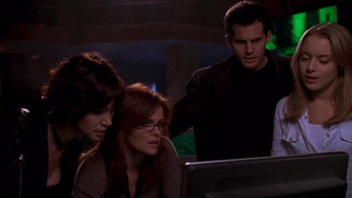 Birds of Prey Season 1 Episode 7 - Split