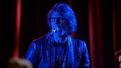 The Neighbors Season 2 Episode 13 - High School Reunion