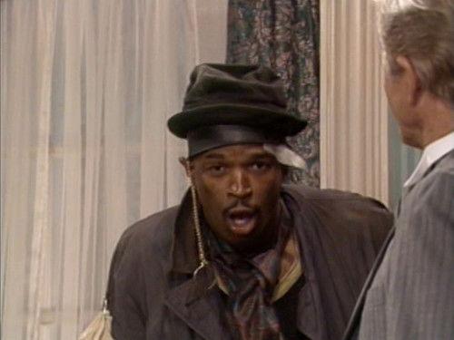 In Living Color Season 3 Episode 24 - Anton Gets Rich