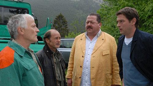 Die Rosenheim-Cops Season 7 Episode 2 - Die sieben Kreuze