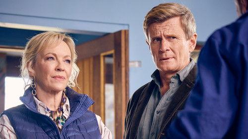 Under the Vines Season 3 Episode 2 - Know When to Hold ‘Em