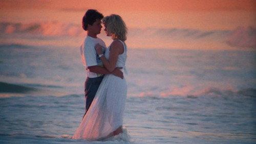 Baywatch Season 1 Episode 11 - Shelter Me