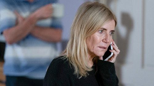 EastEnders Season 41 Episode 15 - 7056