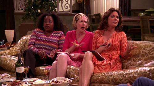 Everybody Loves Raymond Season 5 Episode 21 - Let's Fix Robert