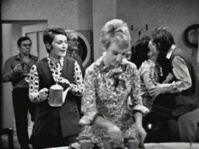 Taková normální rodinka Season 1 Episode 2 - Episode 2