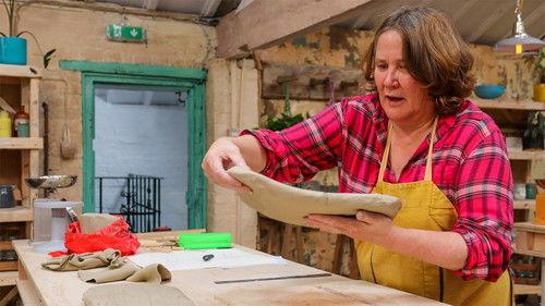 The Great Pottery Throw Down Season 5 Episode 2 - Pendulum Wall Clock