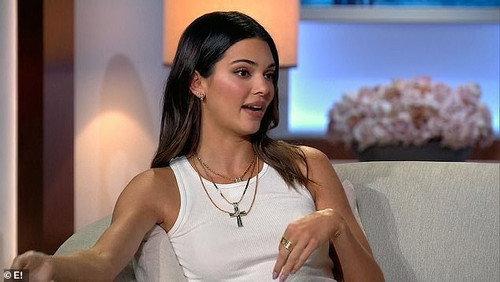 Keeping Up with the Kardashians Season 20 Episode 14 - The Final Curtain (2)