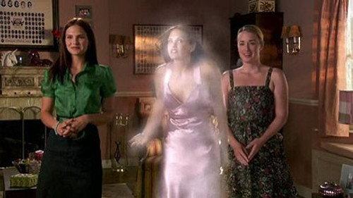 The Middleman Season 1 Episode 8 - The Ectoplasmic Panhellenic Investigation