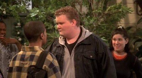 My Wife and Kids Season 1 Episode 7 - Snapping and Sniffing