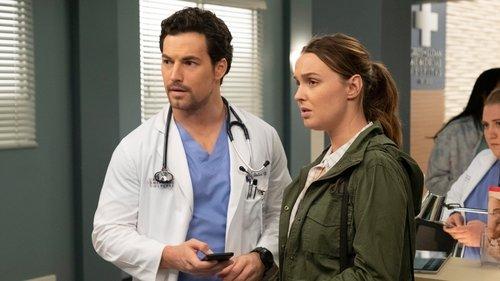 Grey's Anatomy Season 15 Episode 24 - Drawn to the Blood