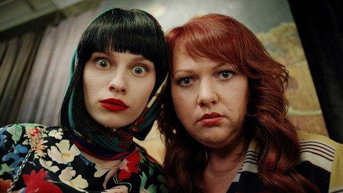 Two Broke Girls Season 1 Episode 14 - The Auction