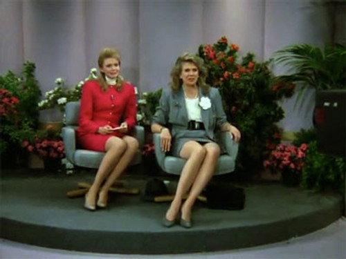 Murphy Brown Season 1 Episode 22 - The Morning Show