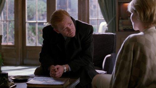 NYPD Blue Season 1 Episode 19 - Serge the Concierge