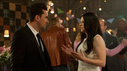 Schitt's Creek Season 1 Episode 12 - Surprise Party