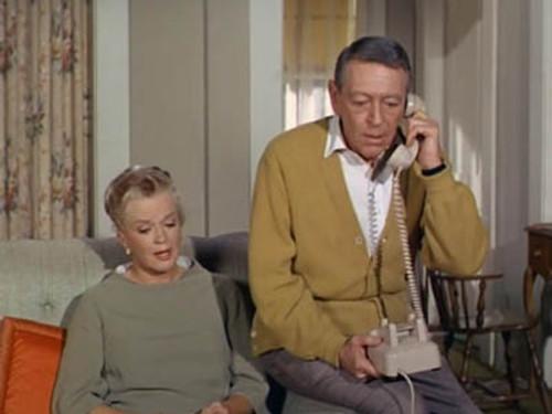 That Girl Season 1 Episode 23 - What Are Your Intentions?