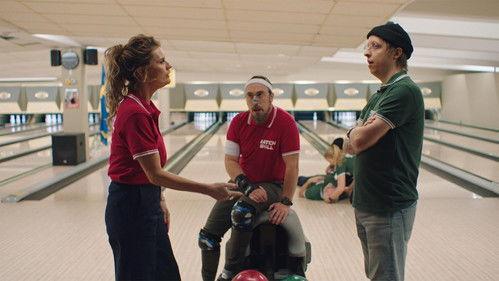 Odd Weeks Season 1 Episode 4 - Episode 4