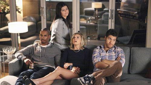 Happy Endings Season 2 Episode 4 - Secrets and Limos