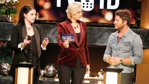 Hollywood Game Night Season 2 Episode 5 - We'll Need to See Your TV ID
