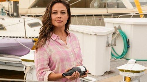 NCIS: Hawaiʻi Season 3 Episode 3 - License to Thrill