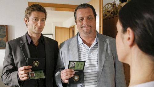 Die Rosenheim-Cops Season 9 Episode 19 - Der Tod der alten Dame