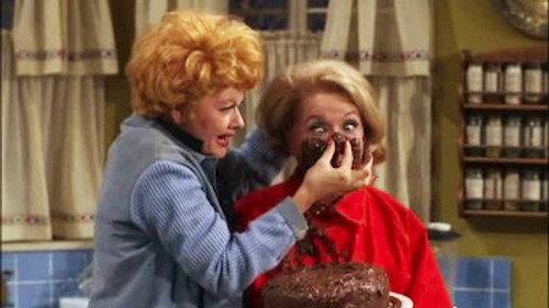 The Lucy Show Season 3 Episode 10 - Lucy's Contact Lenses