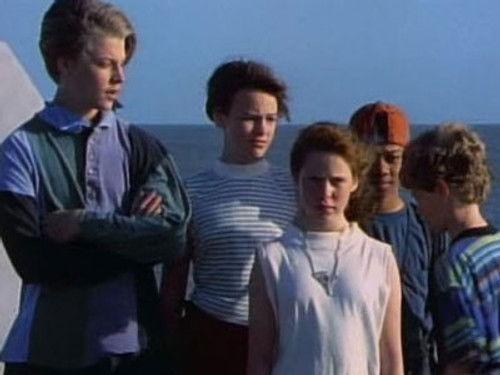 Ocean Girl Season 2 Episode 6 - The Institute