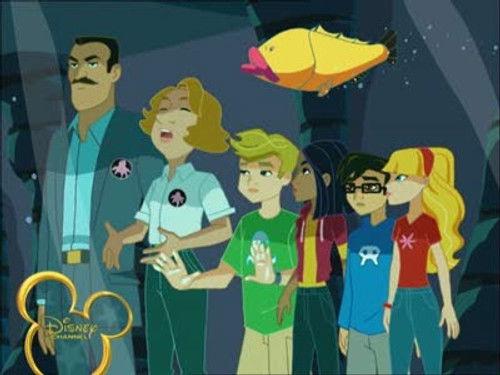 Famous 5: On the Case Season 1 Episode 16 - The Case of 8 Arms and no fingerprints